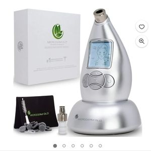 Microdermobration device Microderm Glo. Never used. Diamond technology